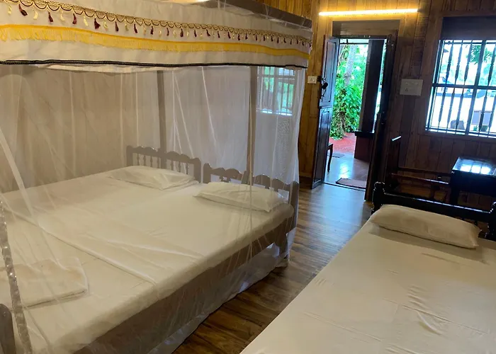 Romantic hotels Malayalam Lake Resort